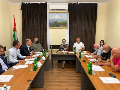 Представители «Абхазского народного движения» встретились с членами Общественной палаты